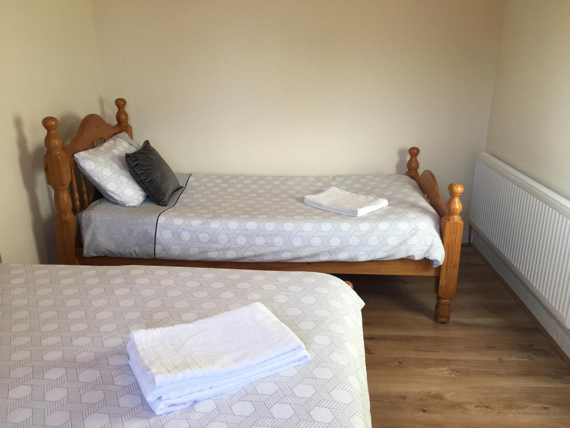 Private Double Rooms & Twin Rooms Rahoon กัลเวย์ ภายนอก รูปภาพ
